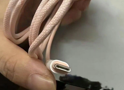 通渭苹果15维修店分享iPhone15USB-C数据线长啥样